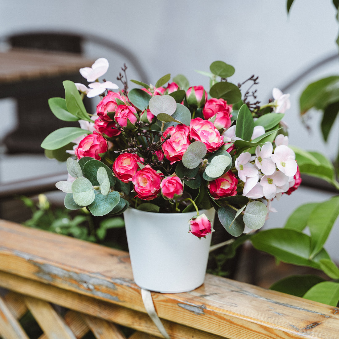 Artificial Spray Rose and Hydrangea in Plastic Pot – Indoor Tabletop Display