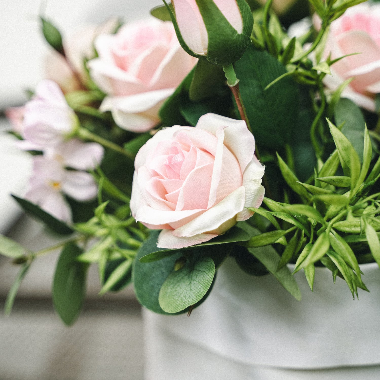 Faux Potted Spray Rose and Daisy Arrangement for Indoor Decor