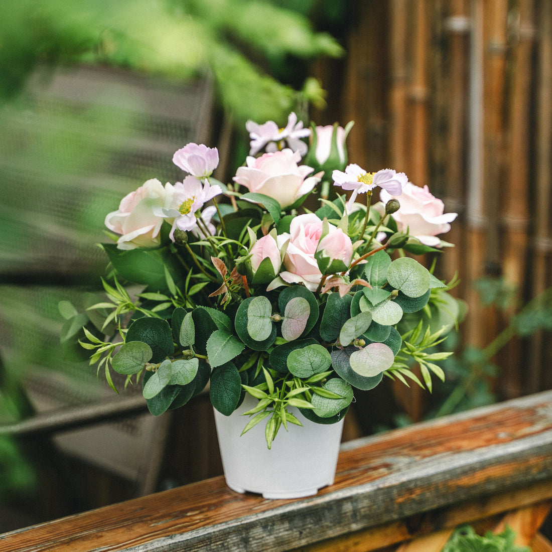 Artificial Spray Rose and Daisy in Plastic Pot – Indoor Tabletop Display